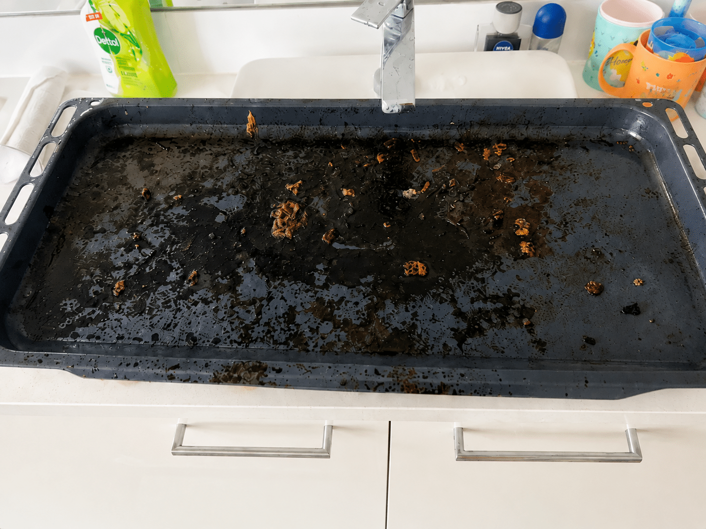 Before Cleaning – Heavily Greased Oven Tray