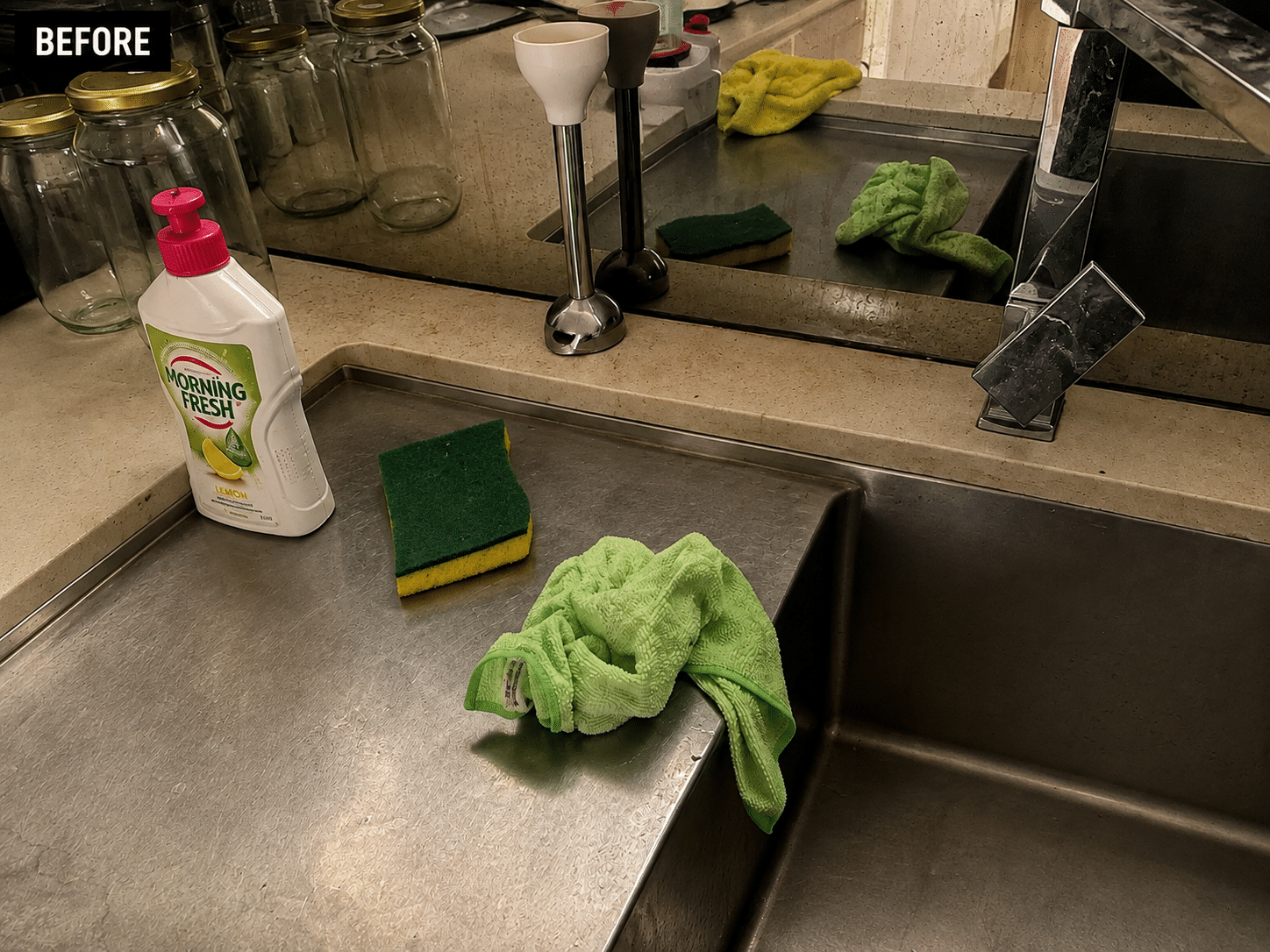 Kitchen Close-Up Before cleaning View
