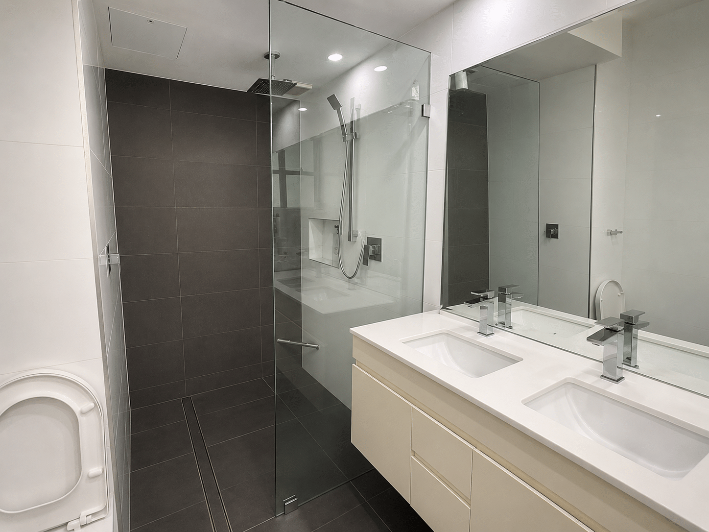 bathroom cleaning sydney