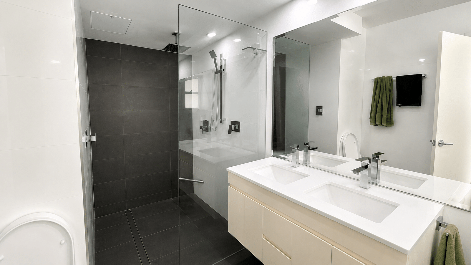 sydney bathroom deep cleaning project