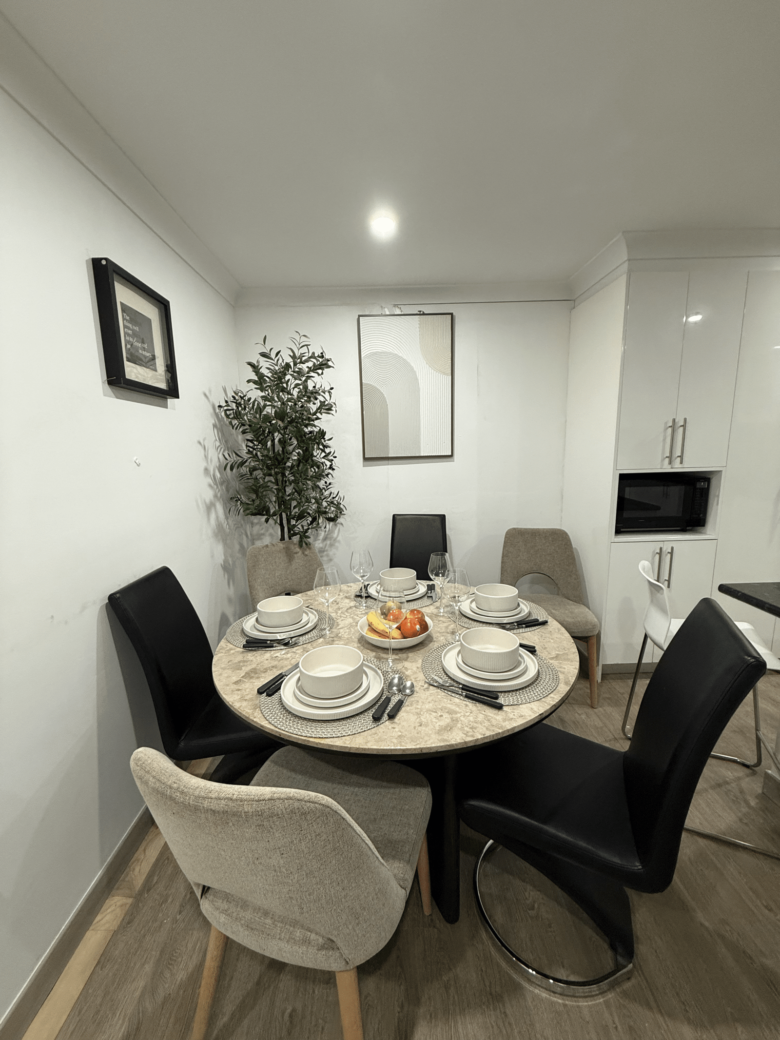 dining area cleaning service